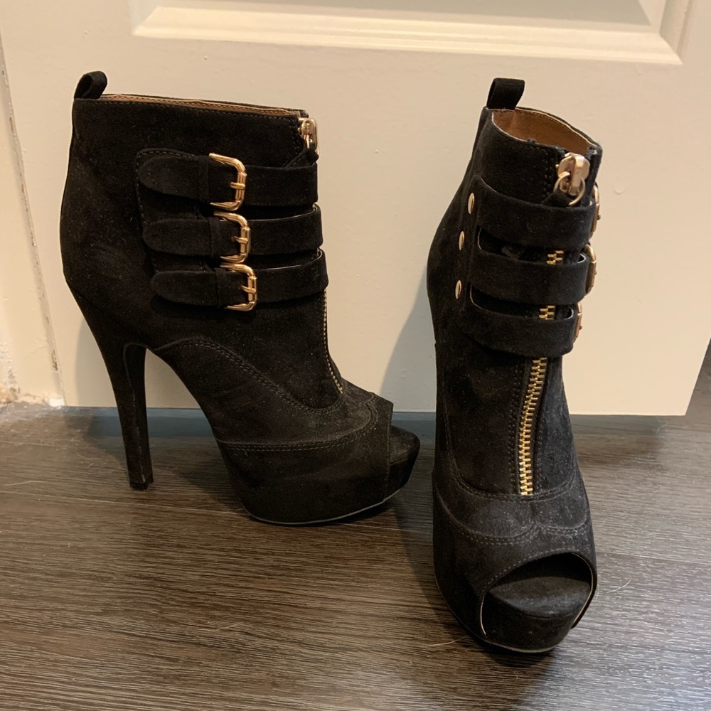 Black stilettos